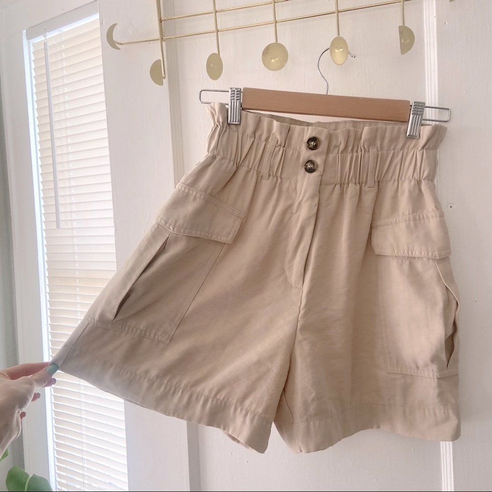 H&M paper bag shorts